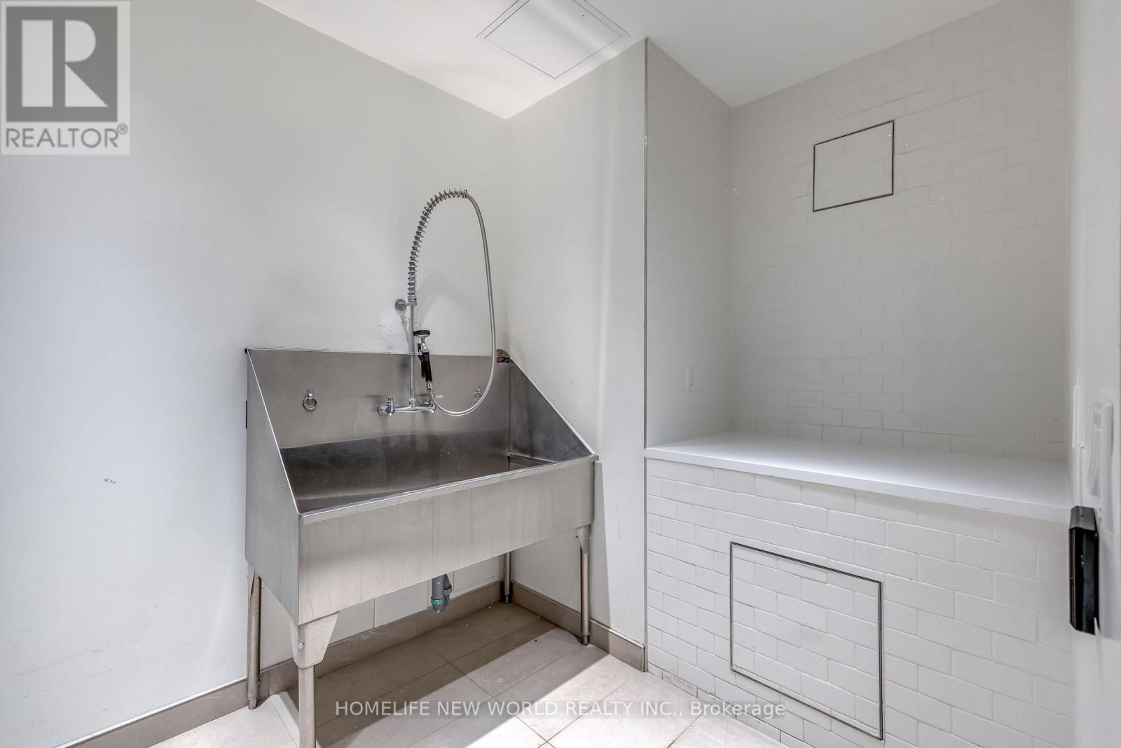 1107 - 10 Deerlick Court, Toronto, Ontario  M3A 0A7 - Photo 34 - C12659792