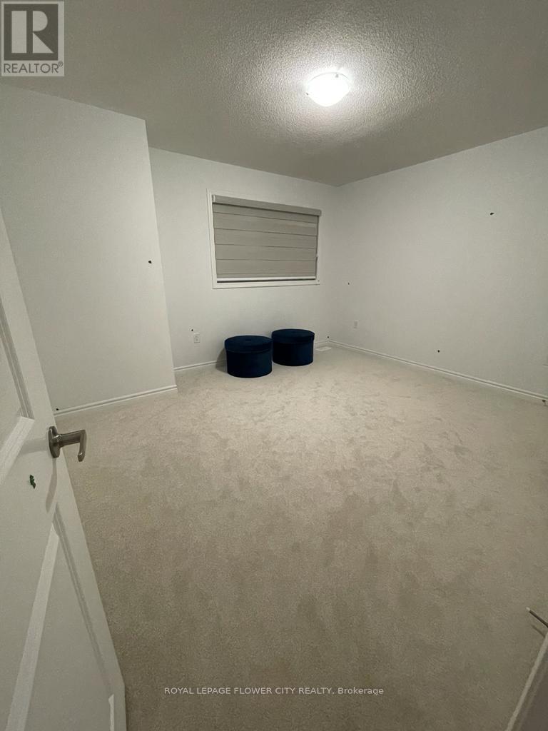 3088 Paperbirch Trail, Pickering, Ontario  L1X 0N9 - Photo 3 - E12659768