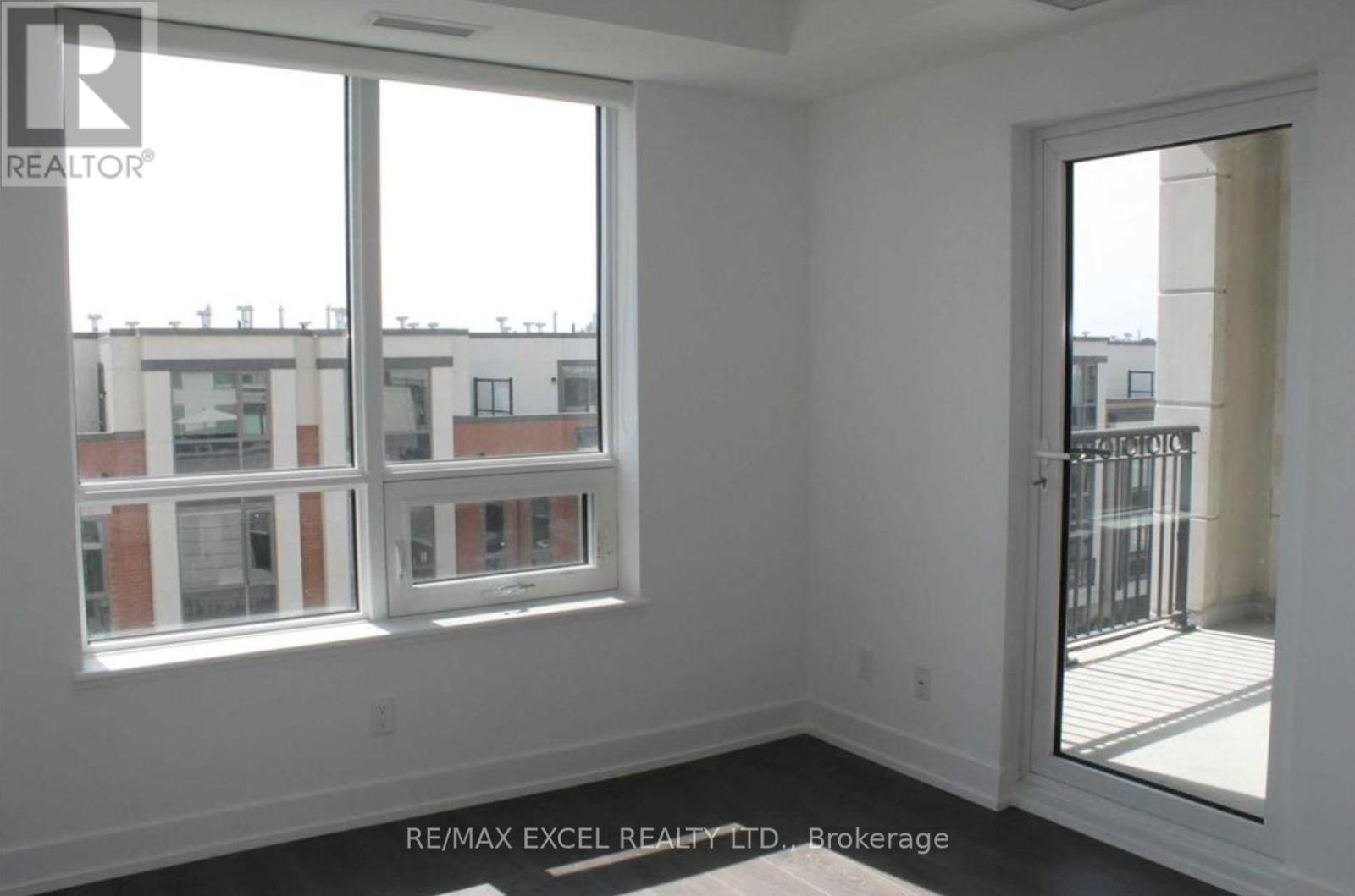 527w - 268 Buchanan Drive, Markham, Ontario  L3R 8G9 - Photo 4 - N12659772