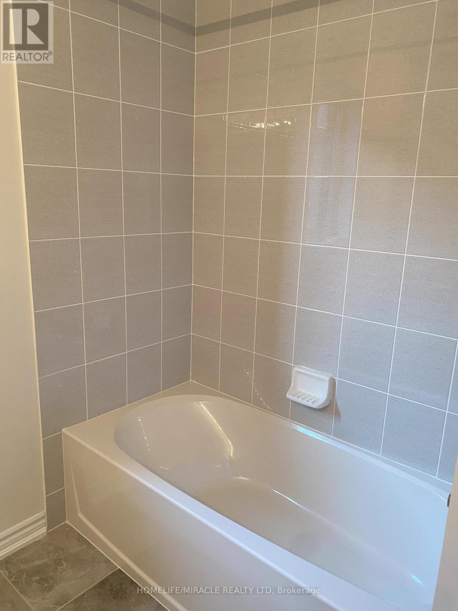 48 Prudhoe Terrace, Barrie, Ontario  L9J 0W2 - Photo 14 - S12659798