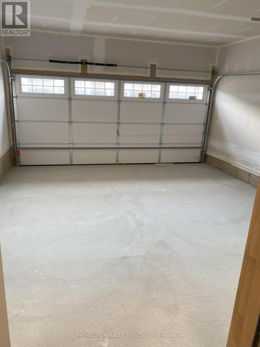 48 Prudhoe Terrace, Barrie, Ontario  L9J 0W2 - Photo 9 - S12659798