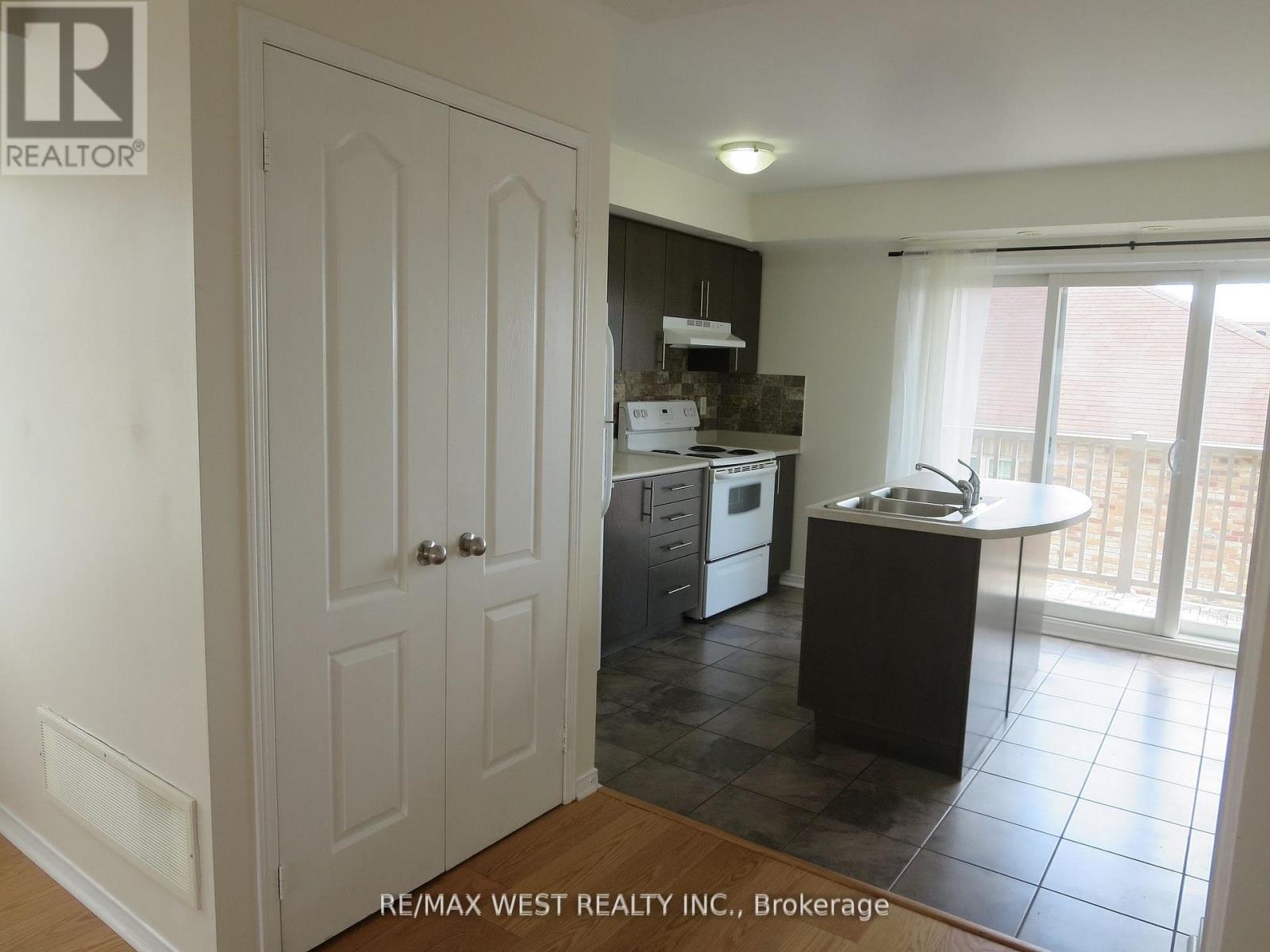 8 - 5615 Oscar Peterson Boulevard, Mississauga, Ontario  L5M 0N7 - Photo 11 - W12659778