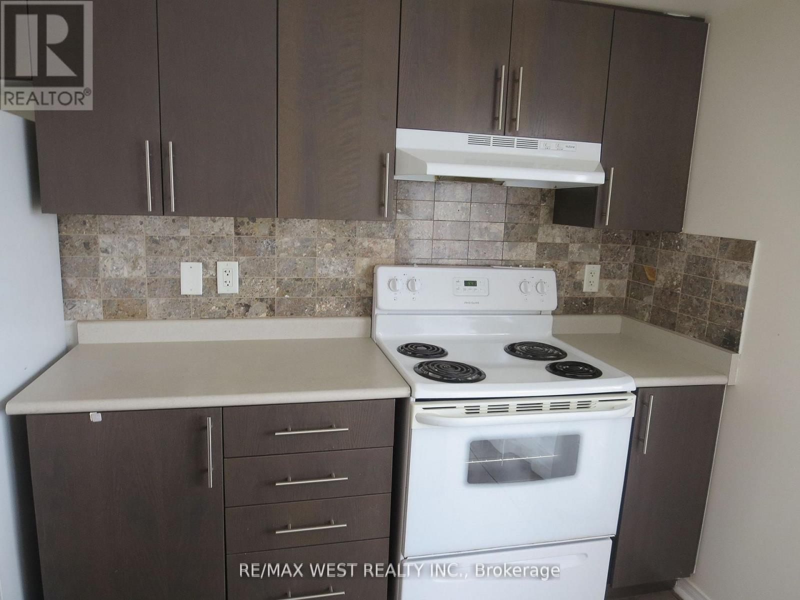 8 - 5615 Oscar Peterson Boulevard, Mississauga, Ontario  L5M 0N7 - Photo 12 - W12659778