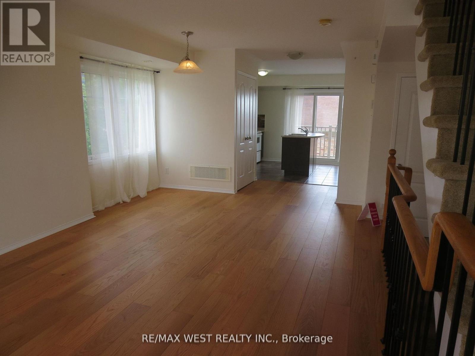 8 - 5615 Oscar Peterson Boulevard, Mississauga, Ontario  L5M 0N7 - Photo 6 - W12659778