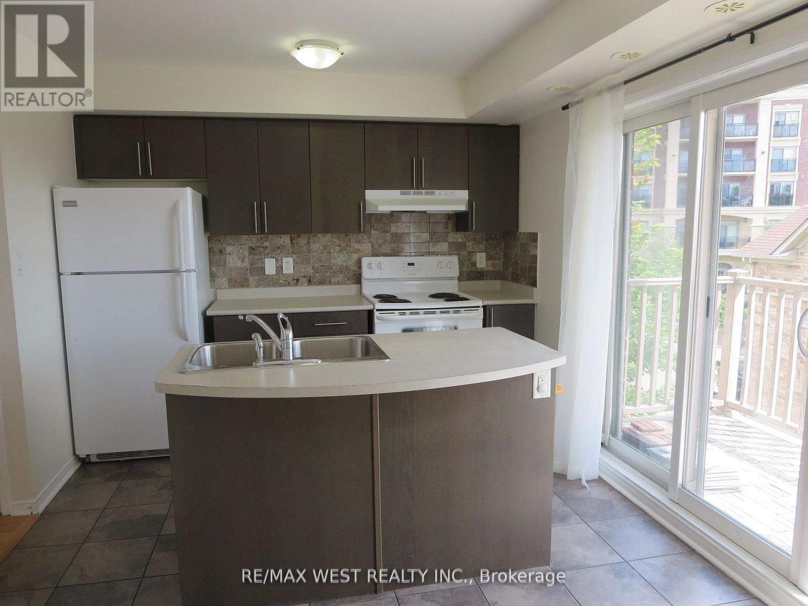 8 - 5615 Oscar Peterson Boulevard, Mississauga, Ontario  L5M 0N7 - Photo 9 - W12659778