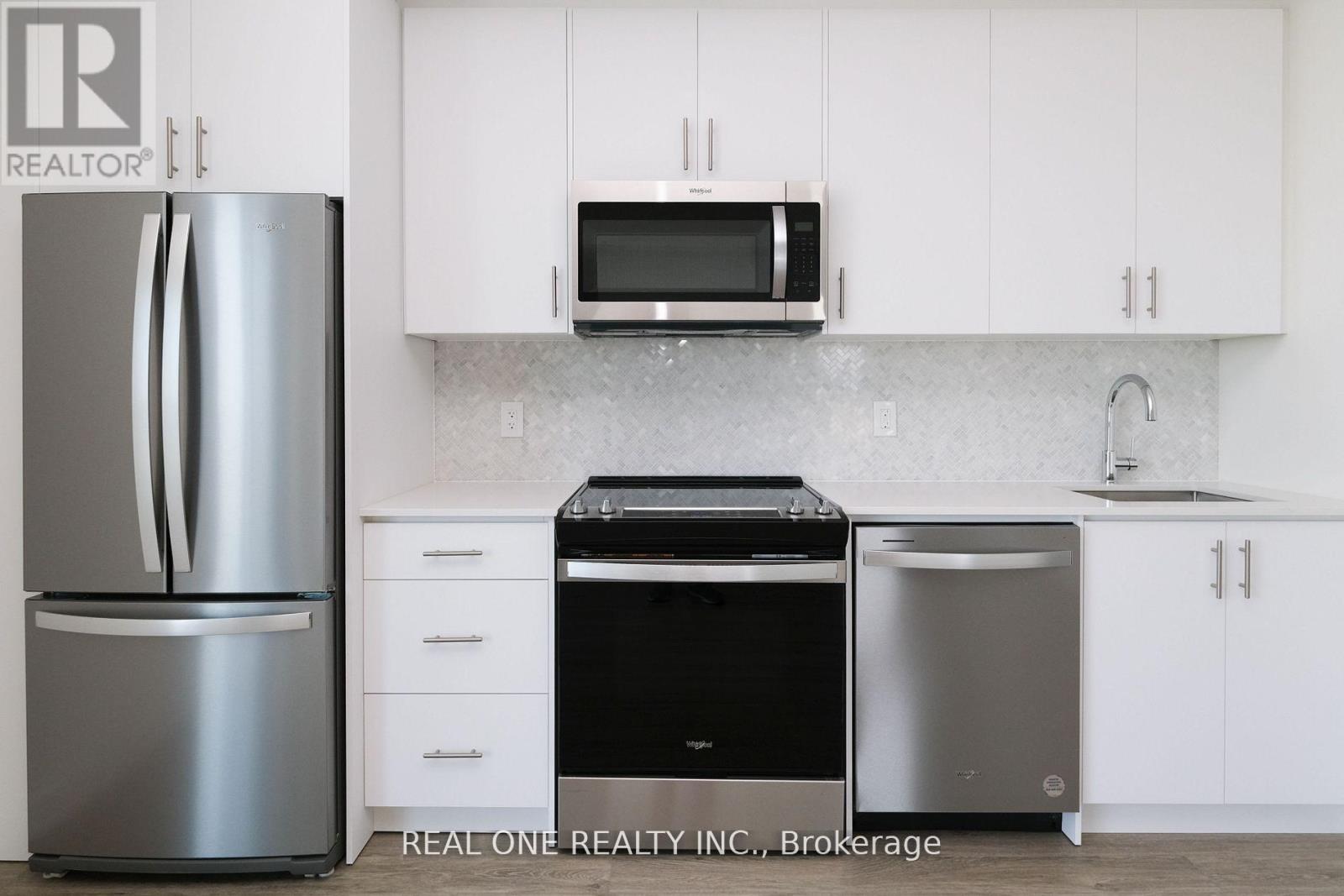 1302 - 335 Wheat Boom Drive, Oakville, Ontario  L6H 7C2 - Photo 7 - W12659800