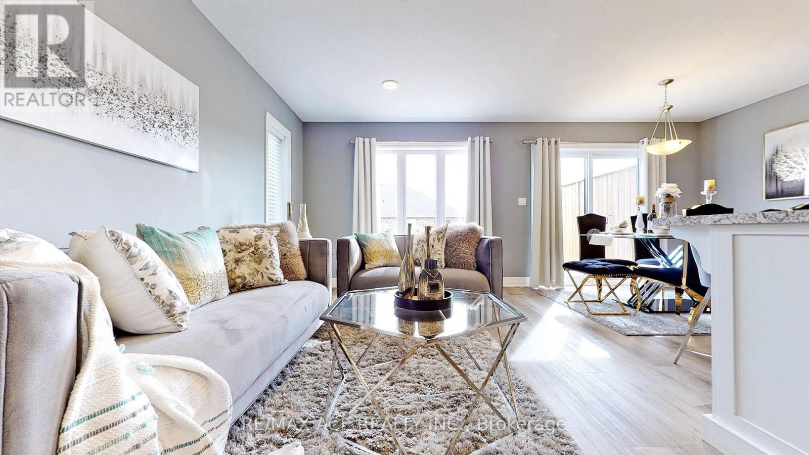 251 Eccles Avenue, West Grey, Ontario  N0G 1R0 - Photo 4 - X12659762