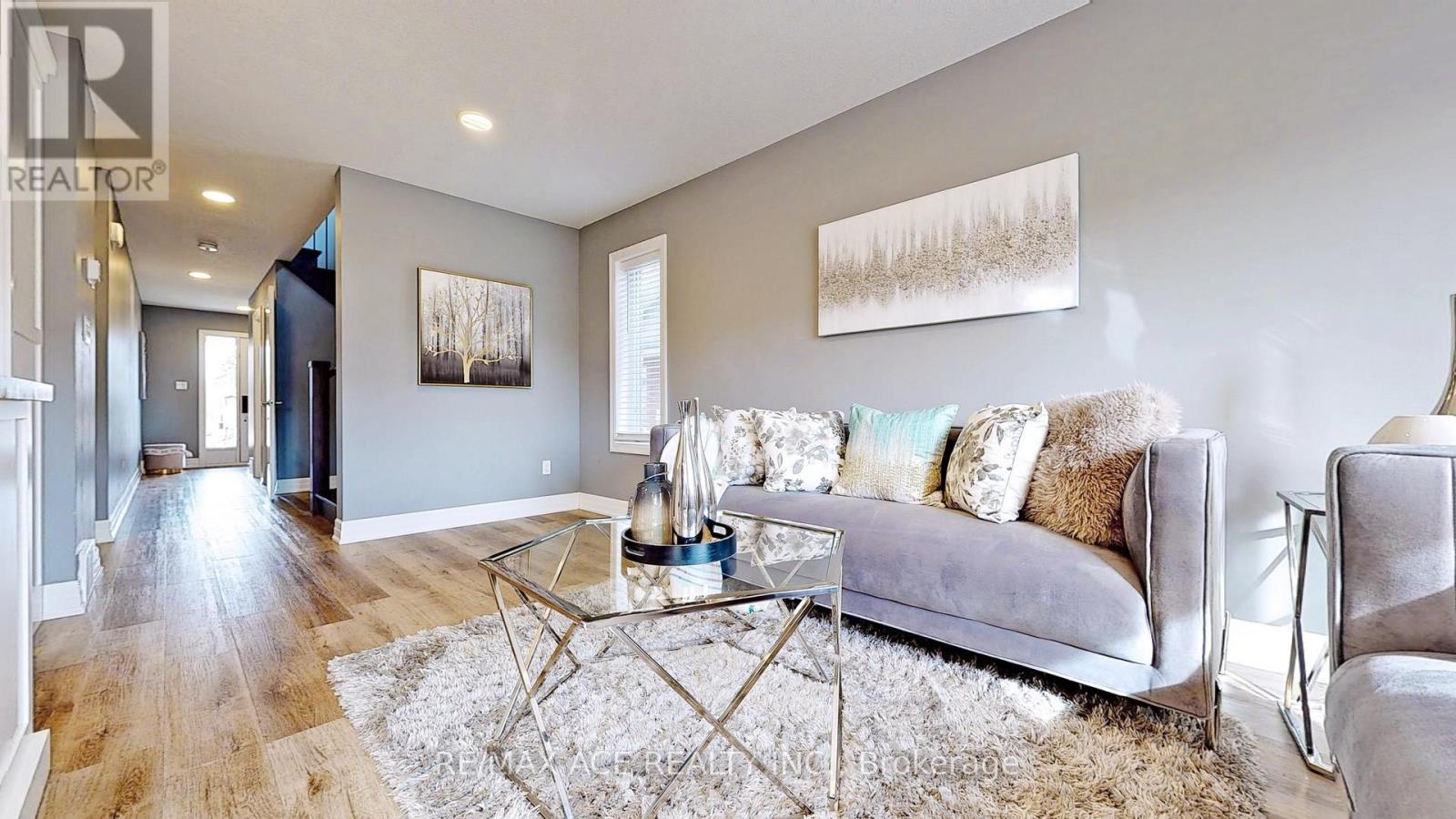 251 Eccles Avenue, West Grey, Ontario  N0G 1R0 - Photo 5 - X12659762