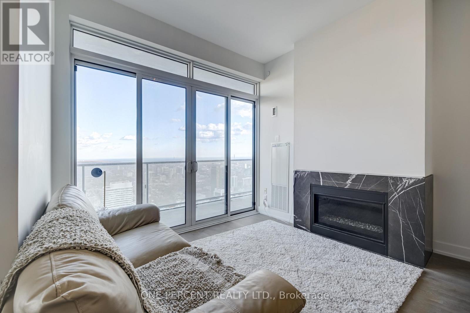 6108 - 7 Grenville Street, Toronto, Ontario  M4Y 1A1 - Photo 4 - C12600090