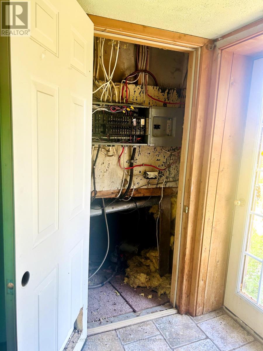 1137 6 Highway, South Bruce Peninsula, Ontario  N0H 2T0 - Photo 19 - X12254575