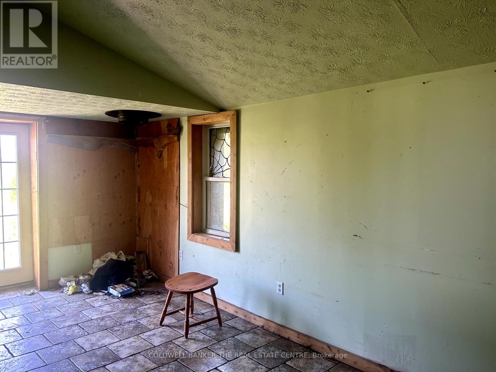 1137 6 Highway, South Bruce Peninsula, Ontario  N0H 2T0 - Photo 18 - X12254575