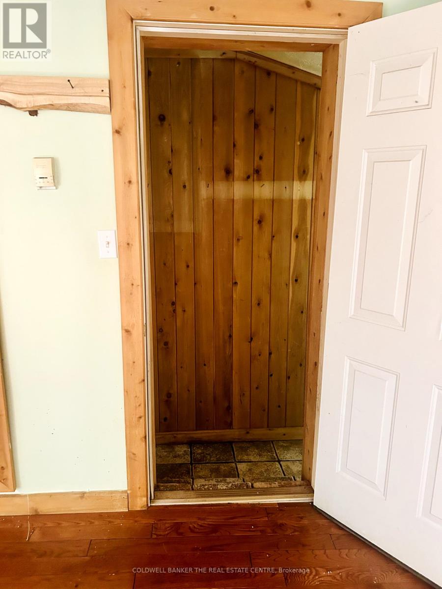 1137 6 Highway, South Bruce Peninsula, Ontario  N0H 2T0 - Photo 26 - X12254575