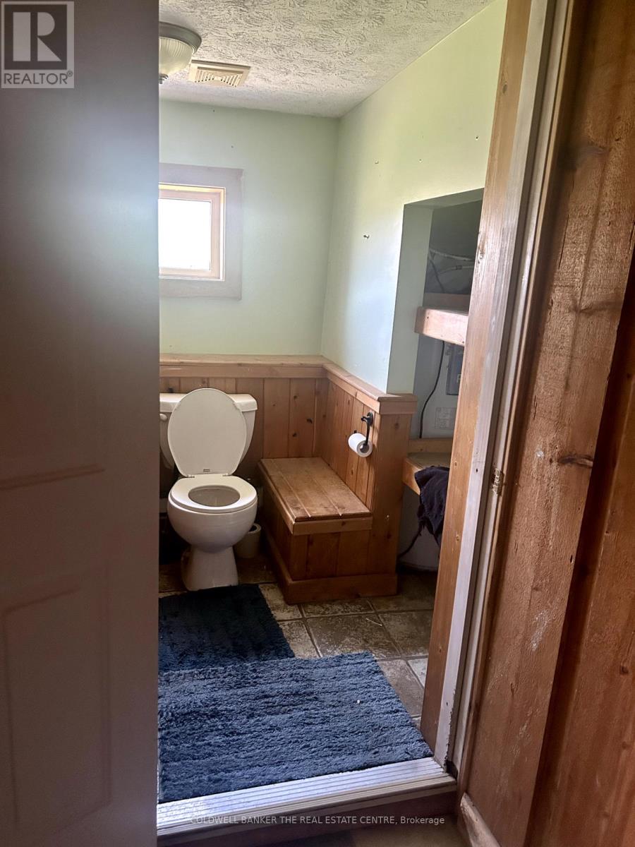 1137 6 Highway, South Bruce Peninsula, Ontario  N0H 2T0 - Photo 7 - X12254575