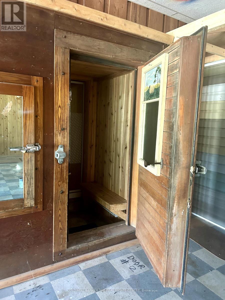 1137 6 Highway, South Bruce Peninsula, Ontario  N0H 2T0 - Photo 5 - X12254575