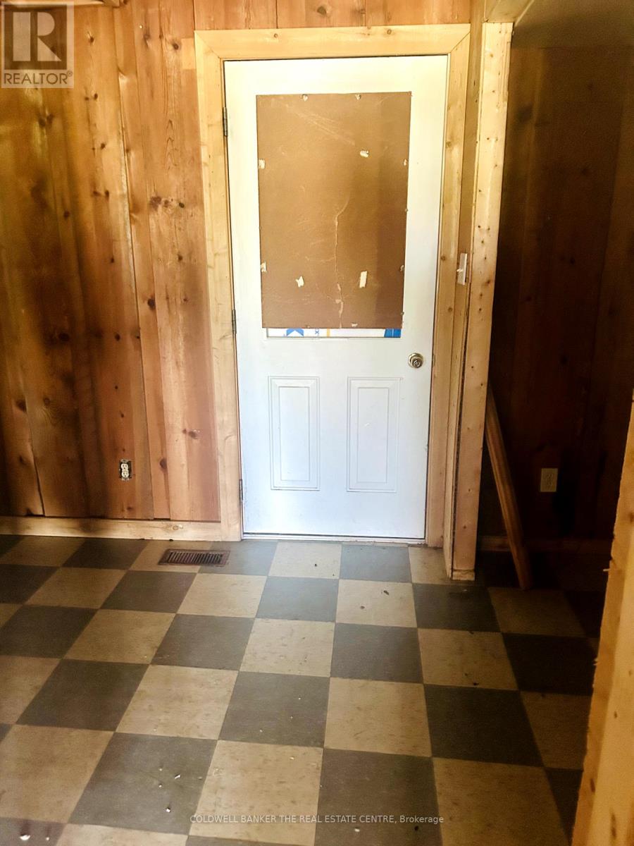 1137 6 Highway, South Bruce Peninsula, Ontario  N0H 2T0 - Photo 8 - X12254575