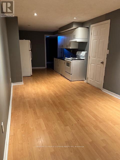 Bsmt - 953 Sonoma Court, Mississauga, Ontario  L5V 2P4 - Photo 5 - W12659804