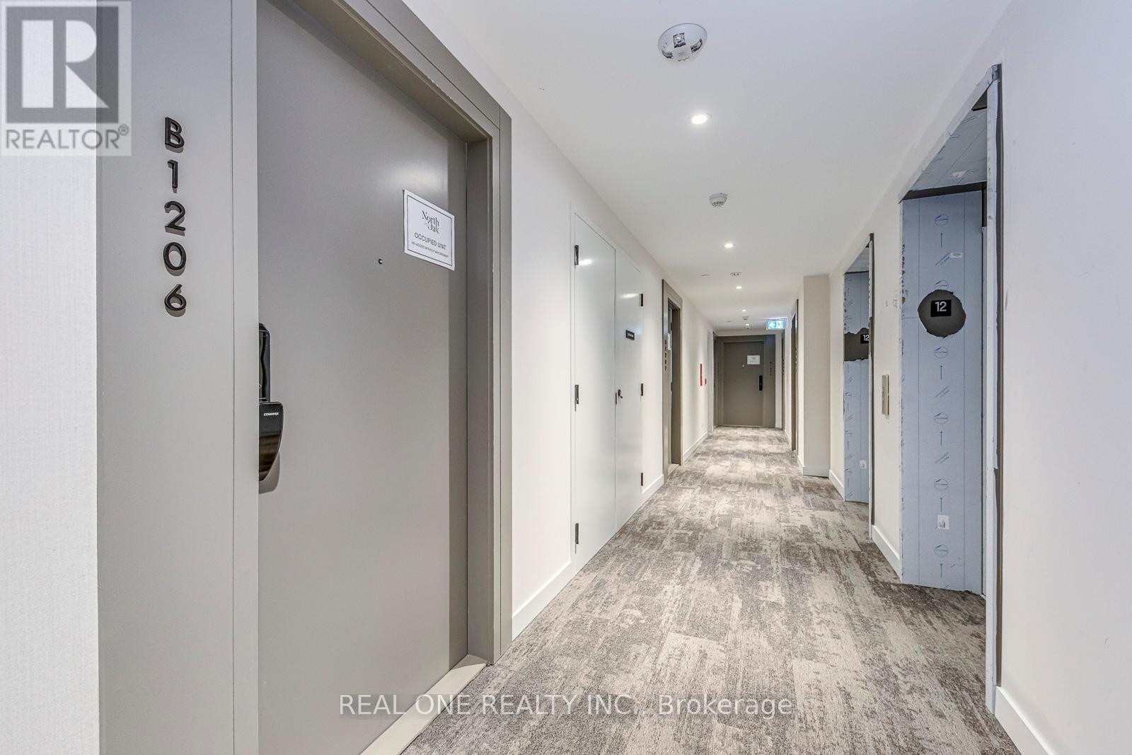 1206 - 3071 Trafalgar Road, Oakville, Ontario  L6H 8C6 - Photo 10 - W12659820