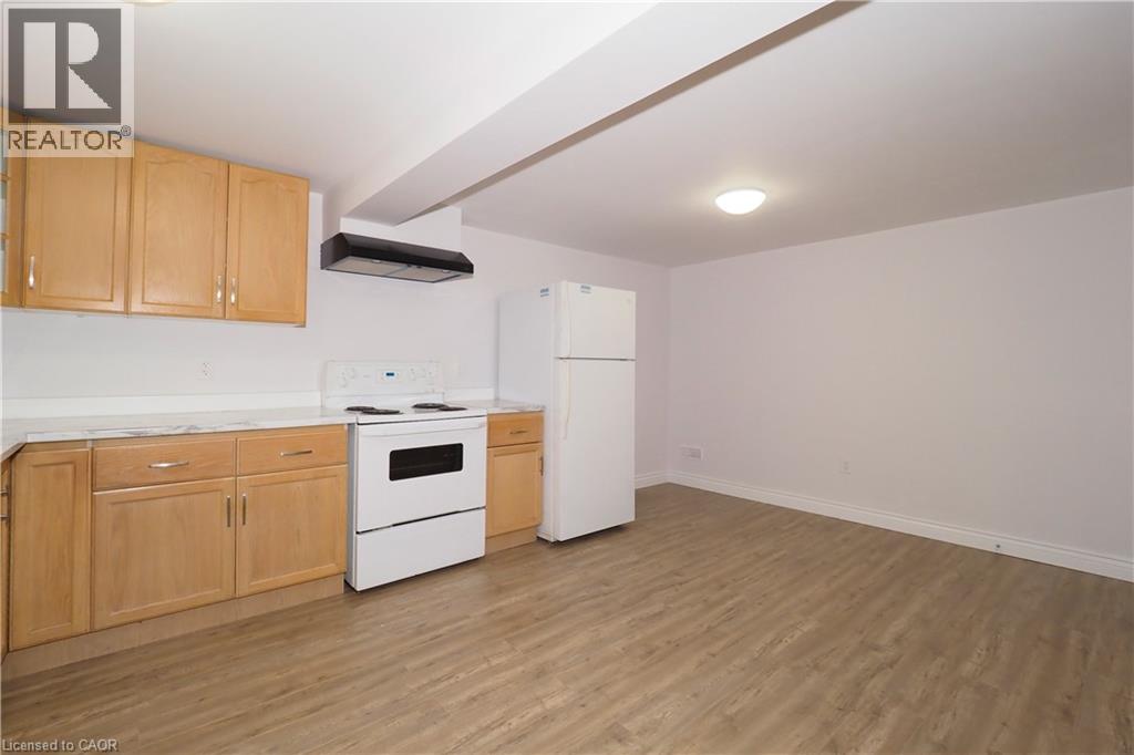 129 Hazelglen Drive, Kitchener, Ontario  N2M 2E6 - Photo 4 - 40795812