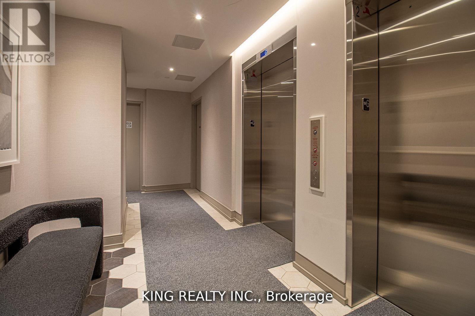 402 - 1 Cardiff Road, Toronto, Ontario  M4P 0G2 - Photo 2 - C12659852