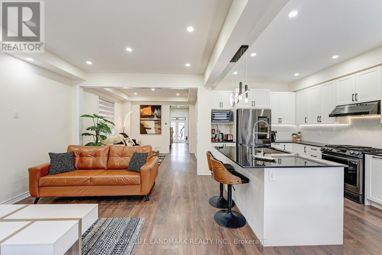 49 Ogston Crescent, Whitby, Ontario  L1P 0H2 - Photo 17 - E12659832