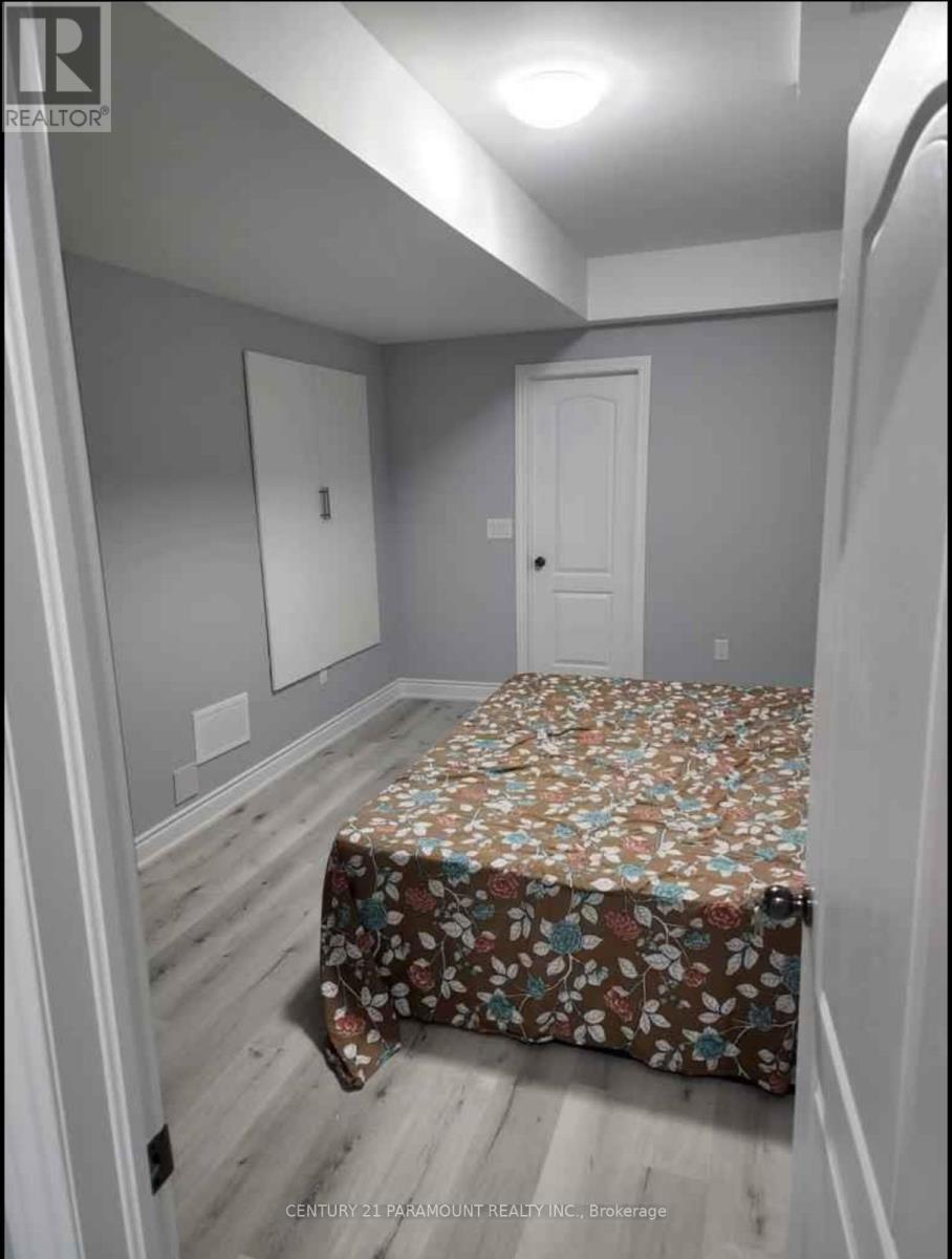 Bsmt - 14 Midmorning Road, Brampton, Ontario  L6X 5P7 - Photo 11 - W12659826