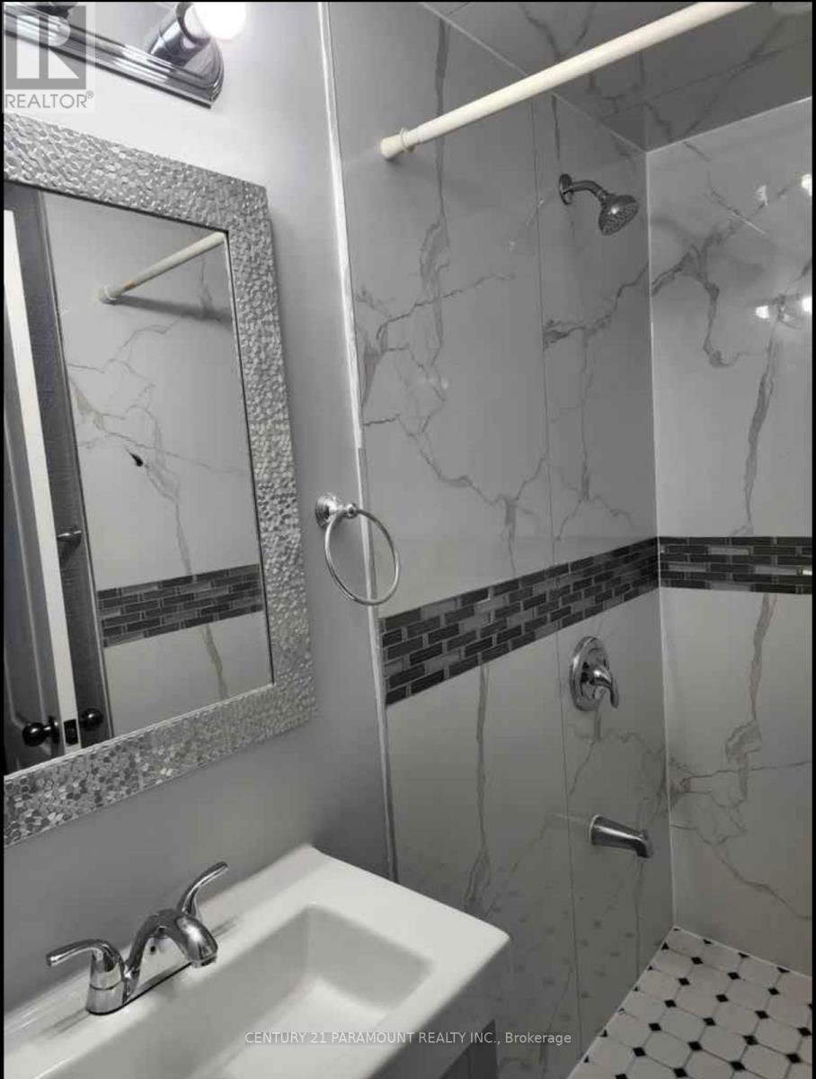 Bsmt - 14 Midmorning Road, Brampton, Ontario  L6X 5P7 - Photo 2 - W12659826