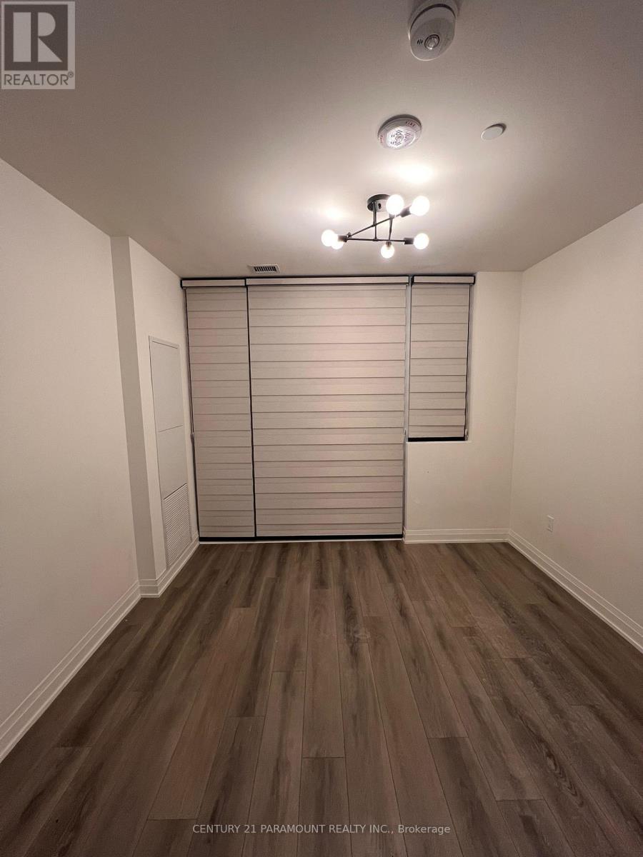 207 - 509 Dundas Street W, Oakville, Ontario  L6M 1L9 - Photo 12 - W12659834