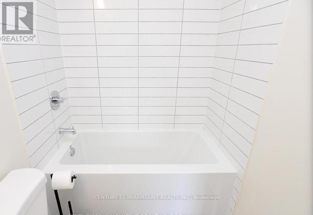 207 - 509 Dundas Street W, Oakville, Ontario  L6M 1L9 - Photo 18 - W12659834