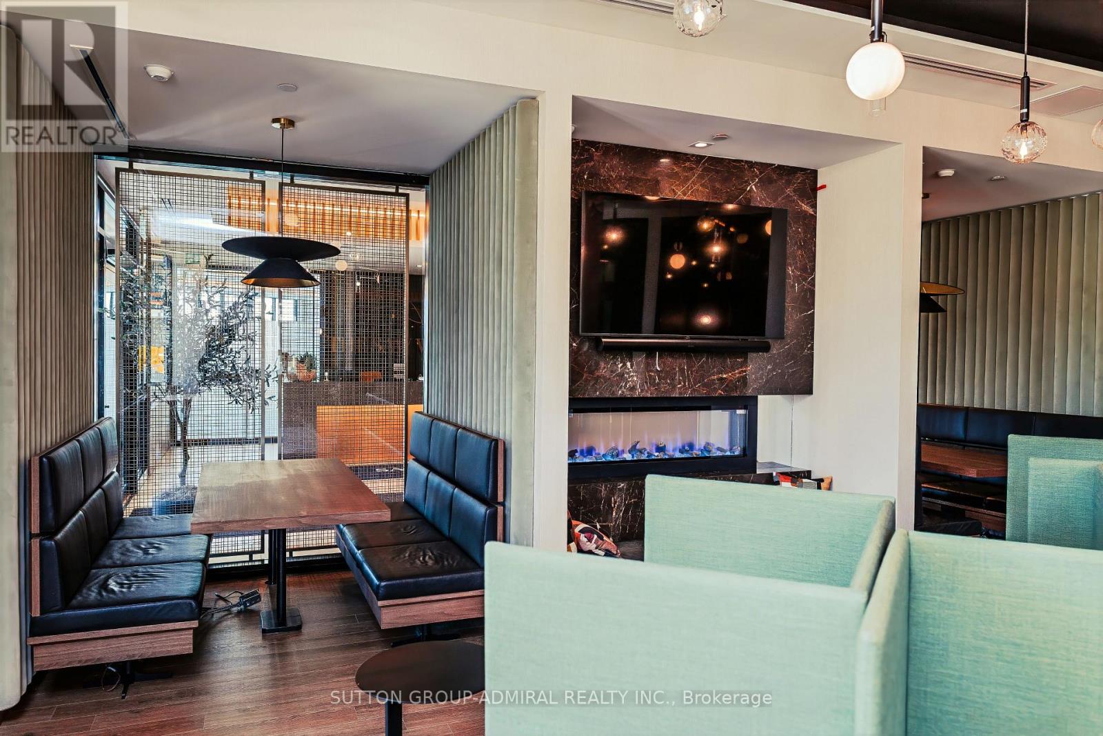 537 - 2501 Saw Whet Boulevard, Oakville, Ontario L6M 5N2 - Photo 5 - W12659844