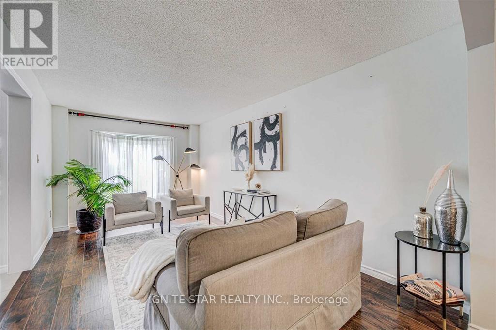 3203 Dovetail Mews, Mississauga, Ontario  L5L 5K4 - Photo 20 - W12659846