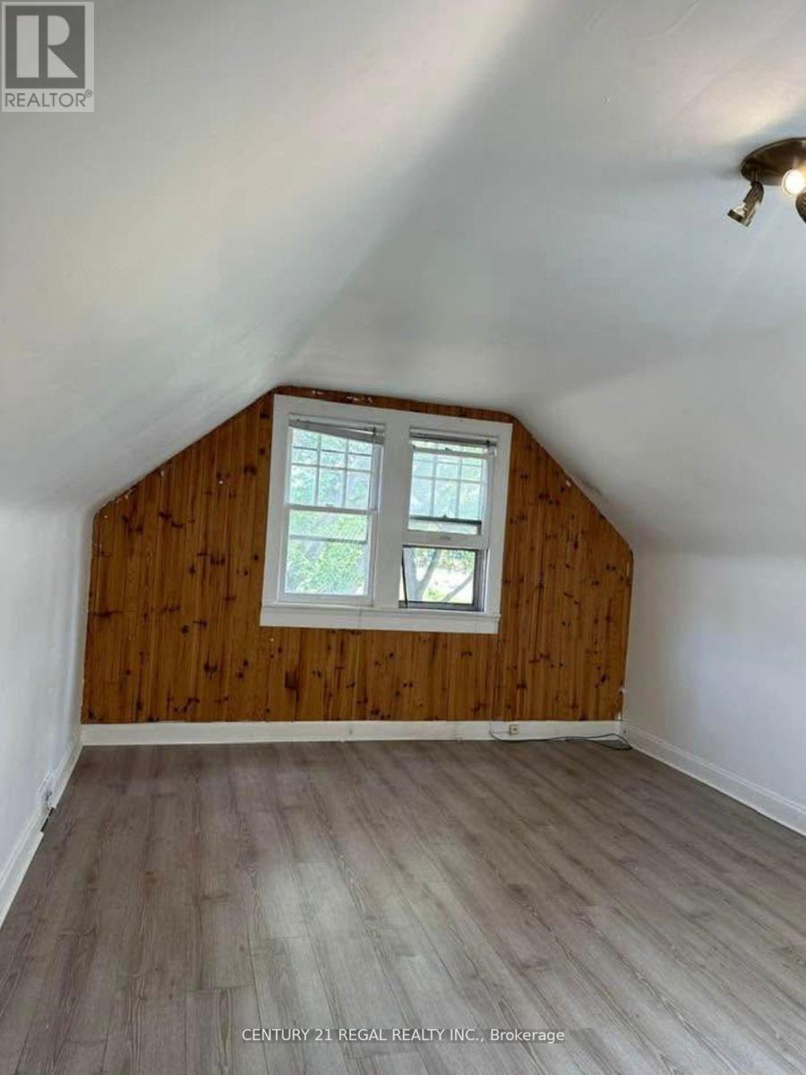 34 Dalewood Avenue, Hamilton, Ontario  L8S 1Y8 - Photo 5 - X12659856