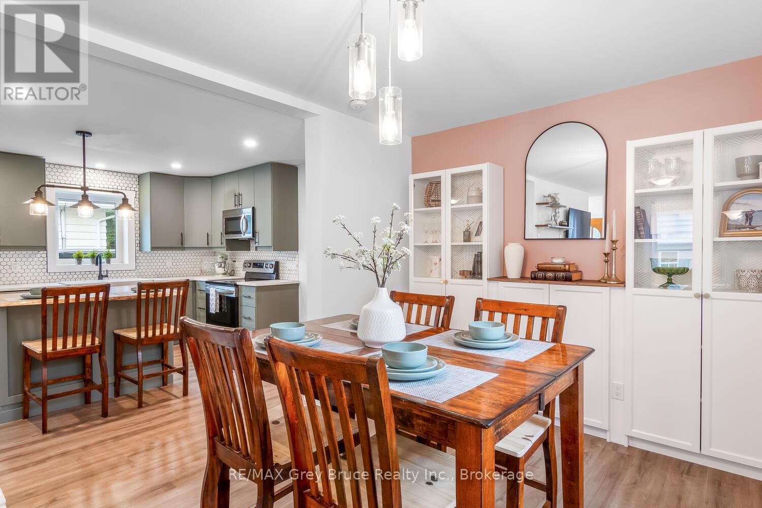 502 Gould Street, South Bruce Peninsula, Ontario  N0H 2T0 - Photo 13 - X12659862