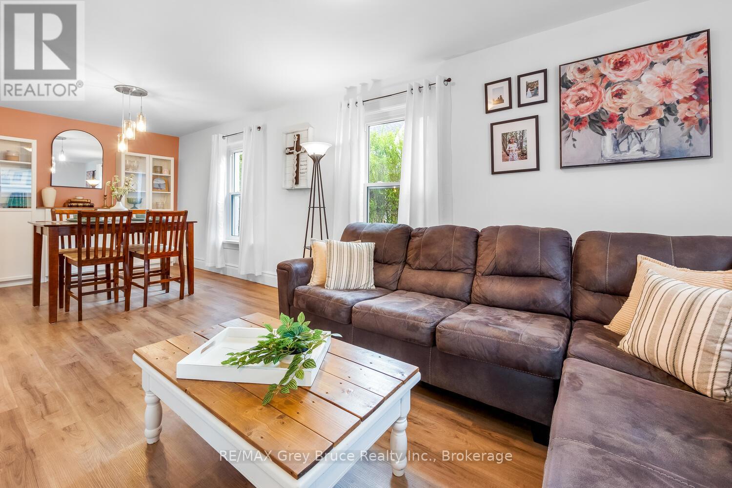 502 Gould Street, South Bruce Peninsula, Ontario  N0H 2T0 - Photo 14 - X12659862