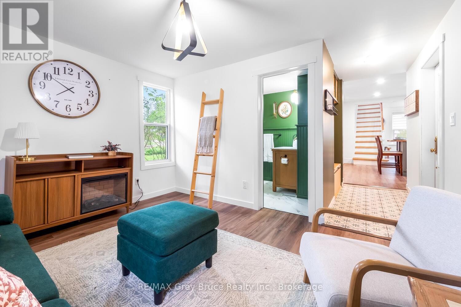 502 Gould Street, South Bruce Peninsula, Ontario  N0H 2T0 - Photo 16 - X12659862