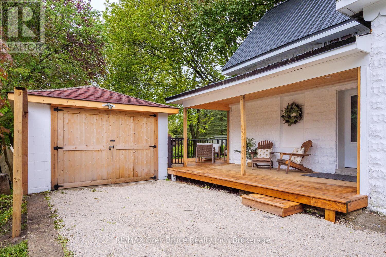 502 Gould Street, South Bruce Peninsula, Ontario  N0H 2T0 - Photo 30 - X12659862