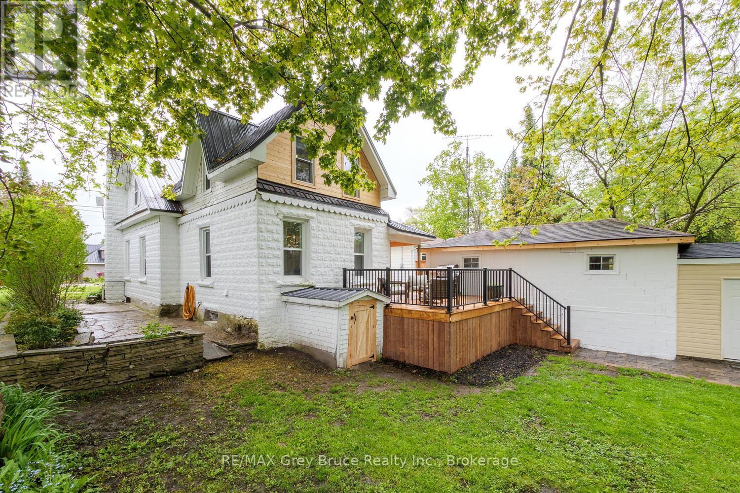 502 Gould Street, South Bruce Peninsula, Ontario  N0H 2T0 - Photo 35 - X12659862