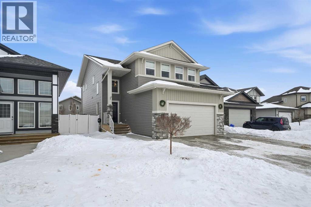 35 Tory Close, Red Deer, Alberta  T4P 0W4 - Photo 2 - A2276561