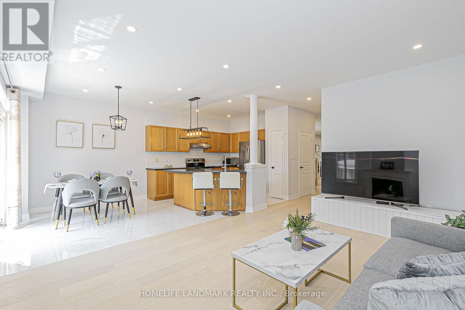 9 Longwood Avenue, Richmond Hill, Ontario  L4E 4B1 - Photo 12 - N12659860