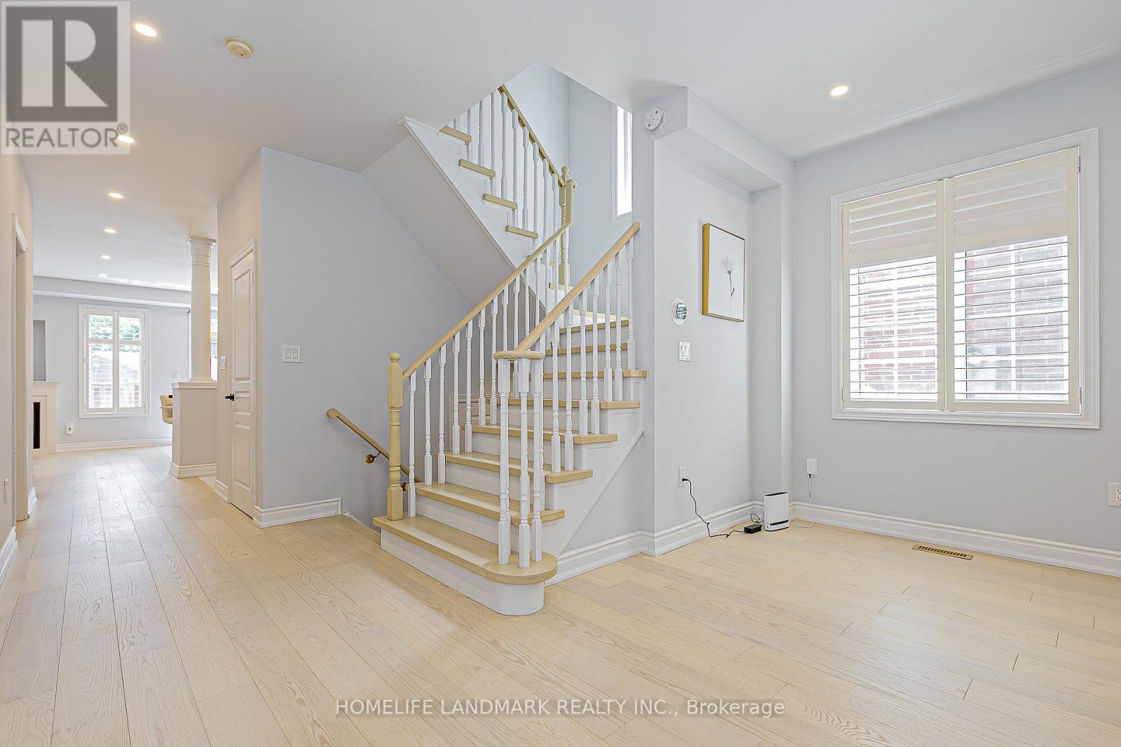 9 Longwood Avenue, Richmond Hill, Ontario  L4E 4B1 - Photo 19 - N12659860