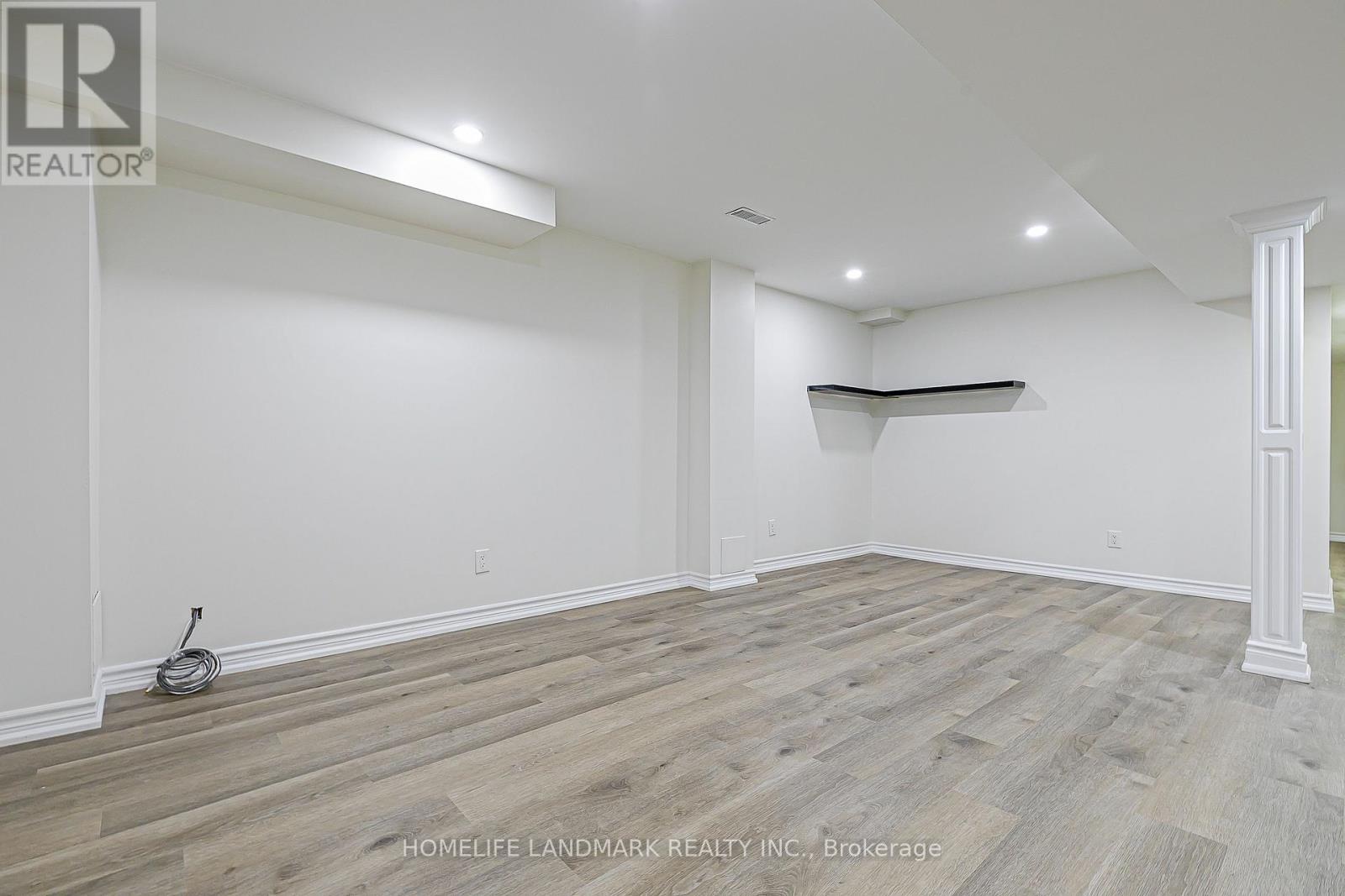 9 Longwood Avenue, Richmond Hill, Ontario  L4E 4B1 - Photo 46 - N12659860