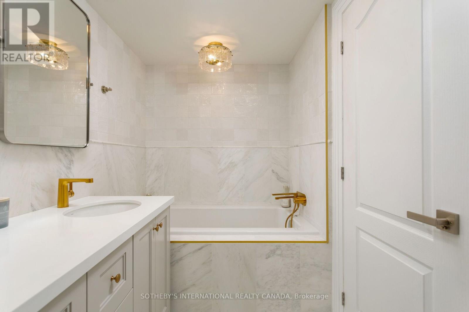 262 Spadina Road, Toronto, Ontario  M5R 2V1 - Photo 26 - C12655794