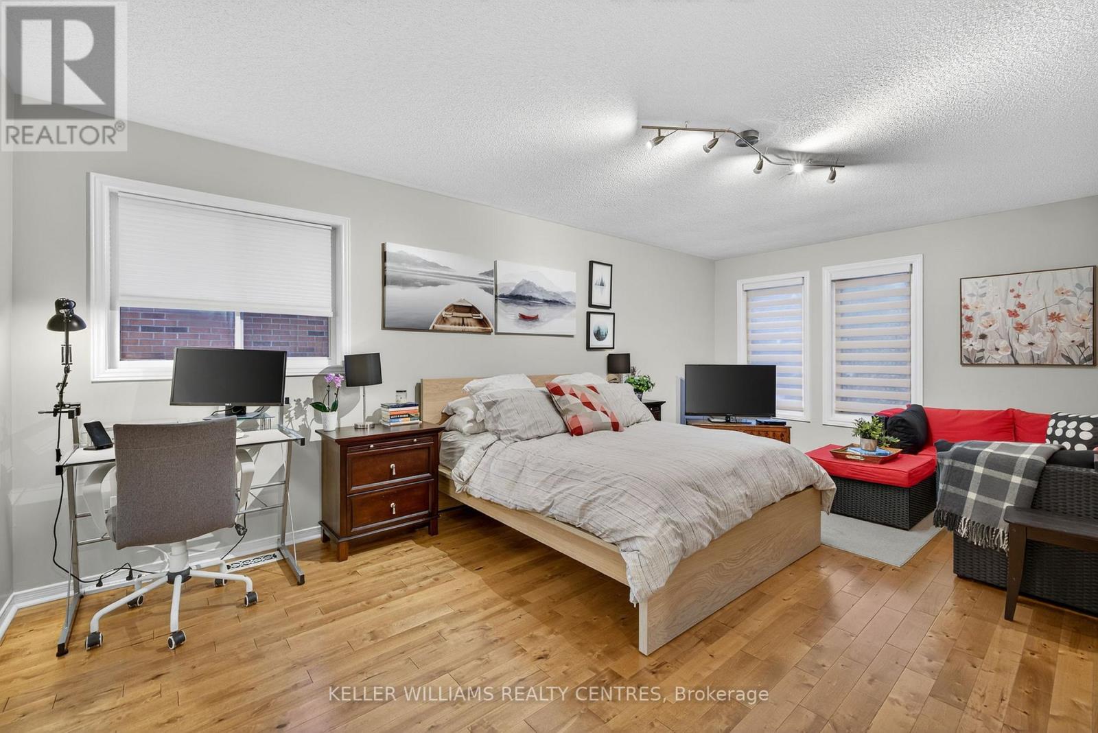 84 Loraview Lane, Aurora (Aurora Highlands), Ontario  L4G 6N5 - Photo 26 - N12575494