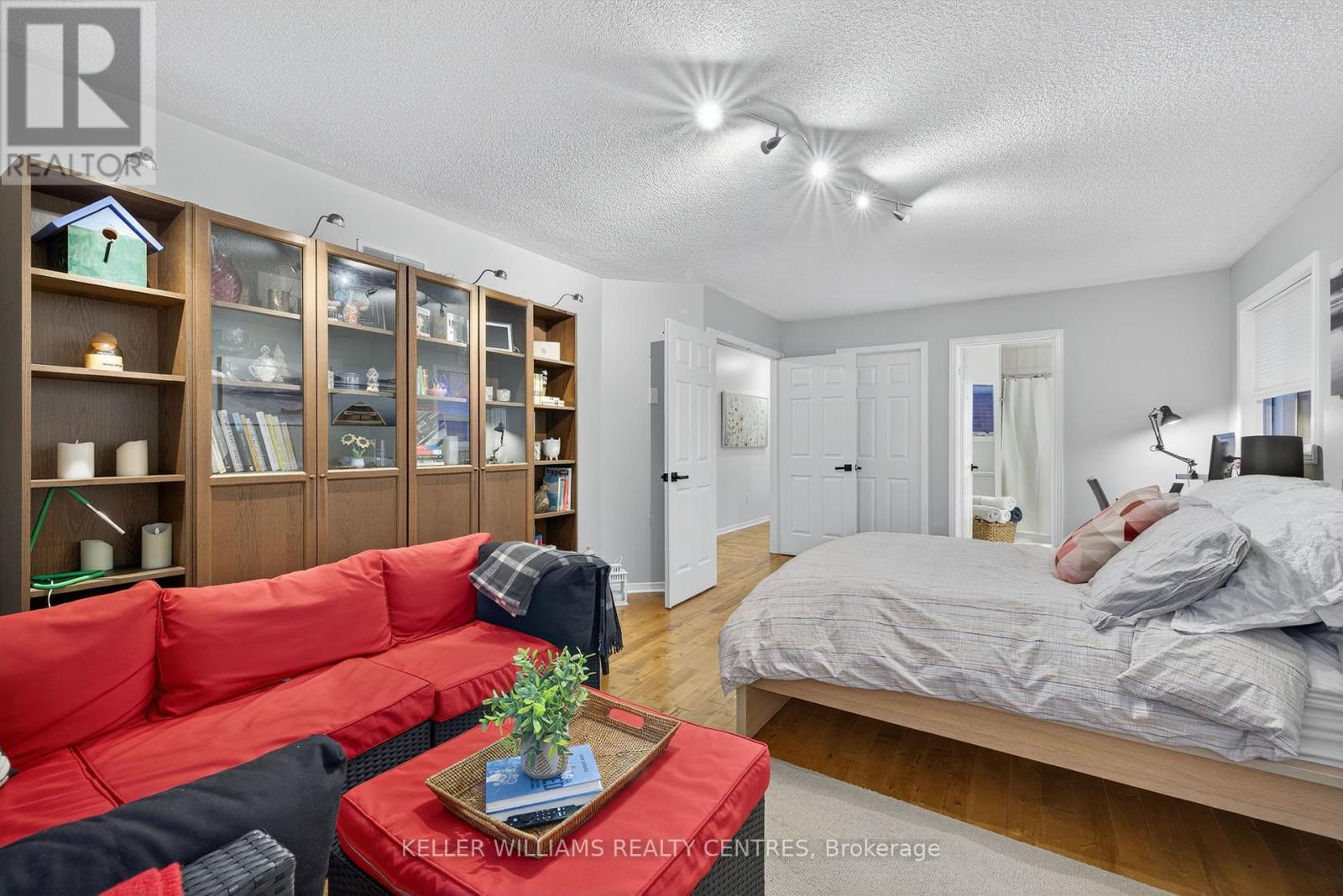 84 Loraview Lane, Aurora (Aurora Highlands), Ontario  L4G 6N5 - Photo 28 - N12575494