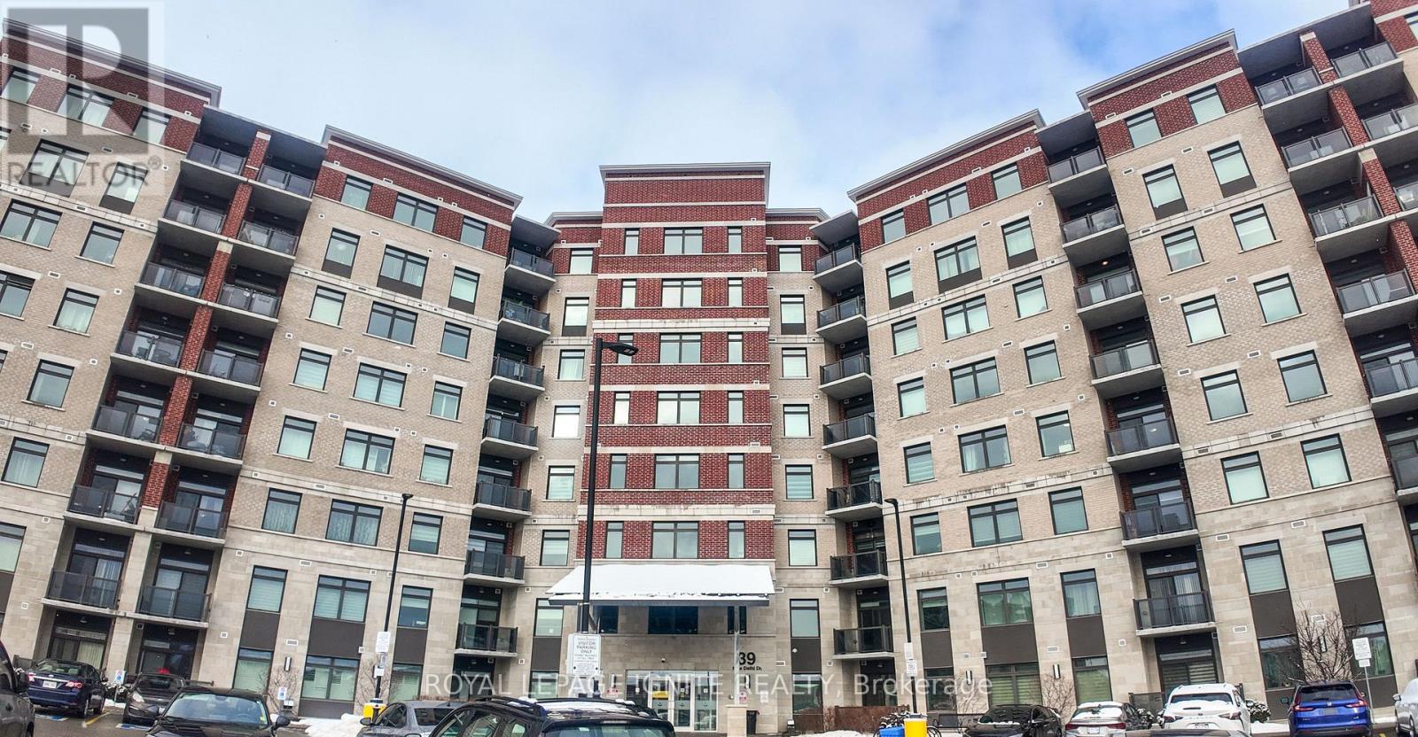 409 - 39 New Delhi Drive, Markham, Ontario  L3S 0E1 - Photo 2 - N12659878