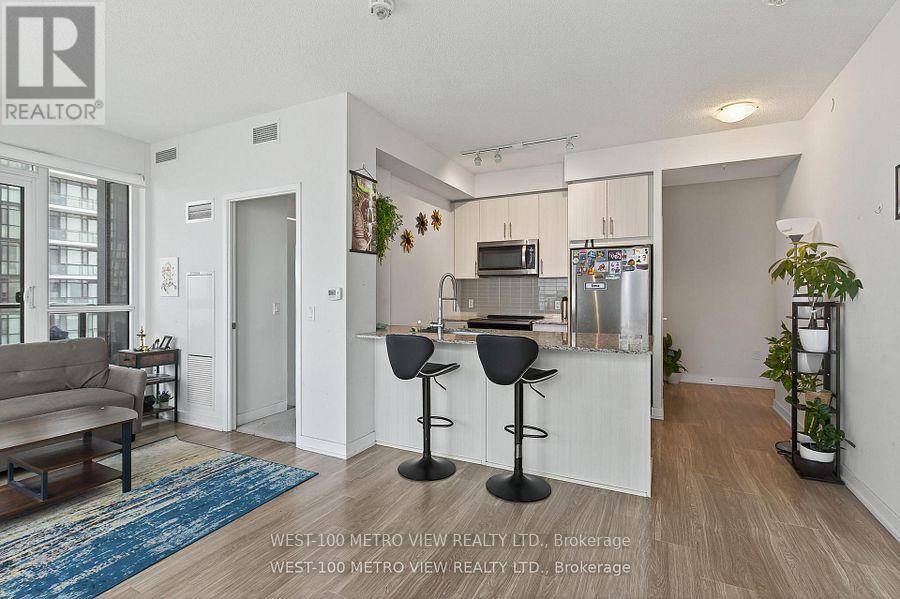 3115 - 4055 Parkside Village Drive, Mississauga, Ontario L5B 0K2 - Photo 4 - W12659888