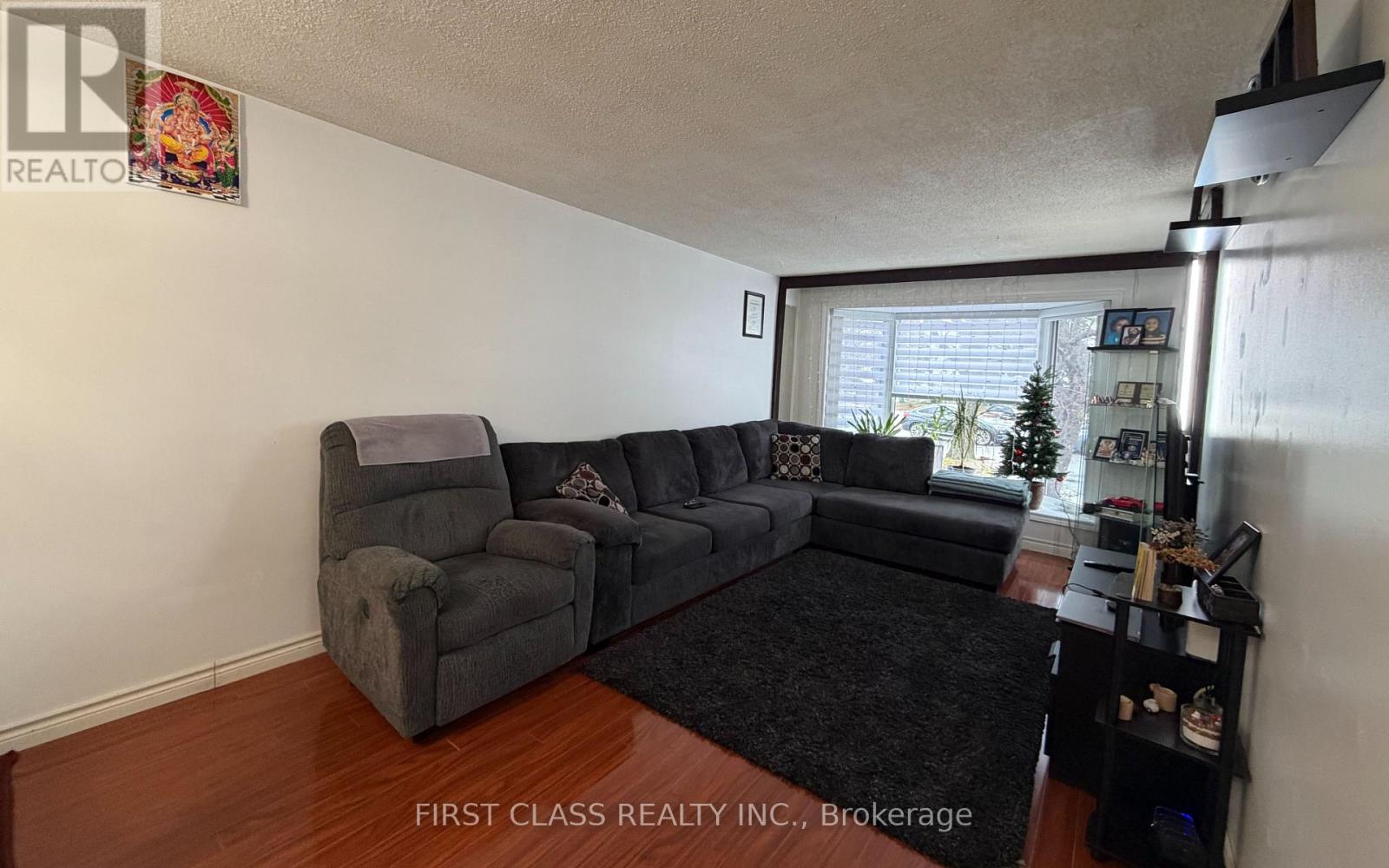 17 Brisbourne Grove, Toronto, Ontario  M1B 1P2 - Photo 16 - E12659902