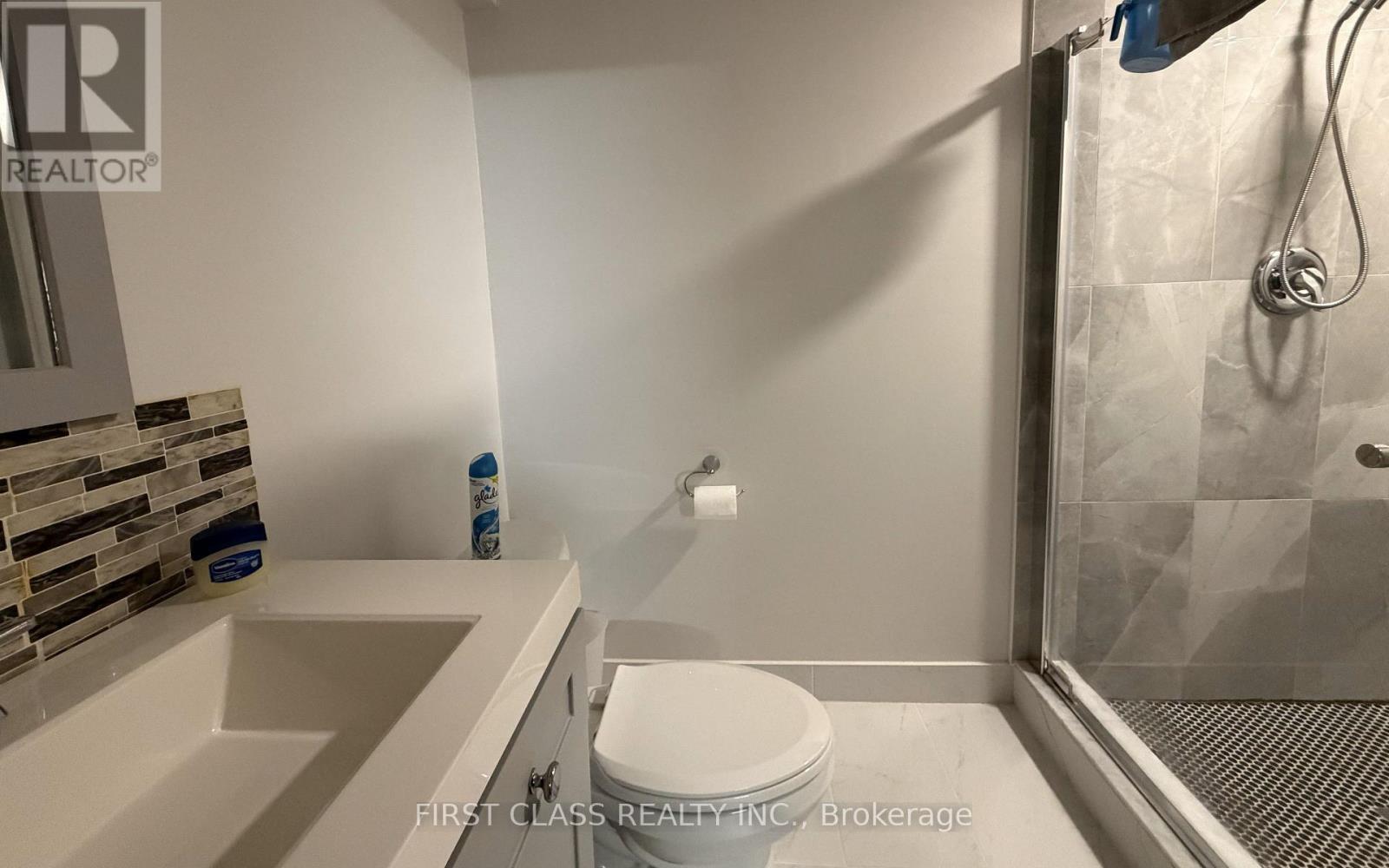 17 Brisbourne Grove, Toronto, Ontario  M1B 1P2 - Photo 21 - E12659902