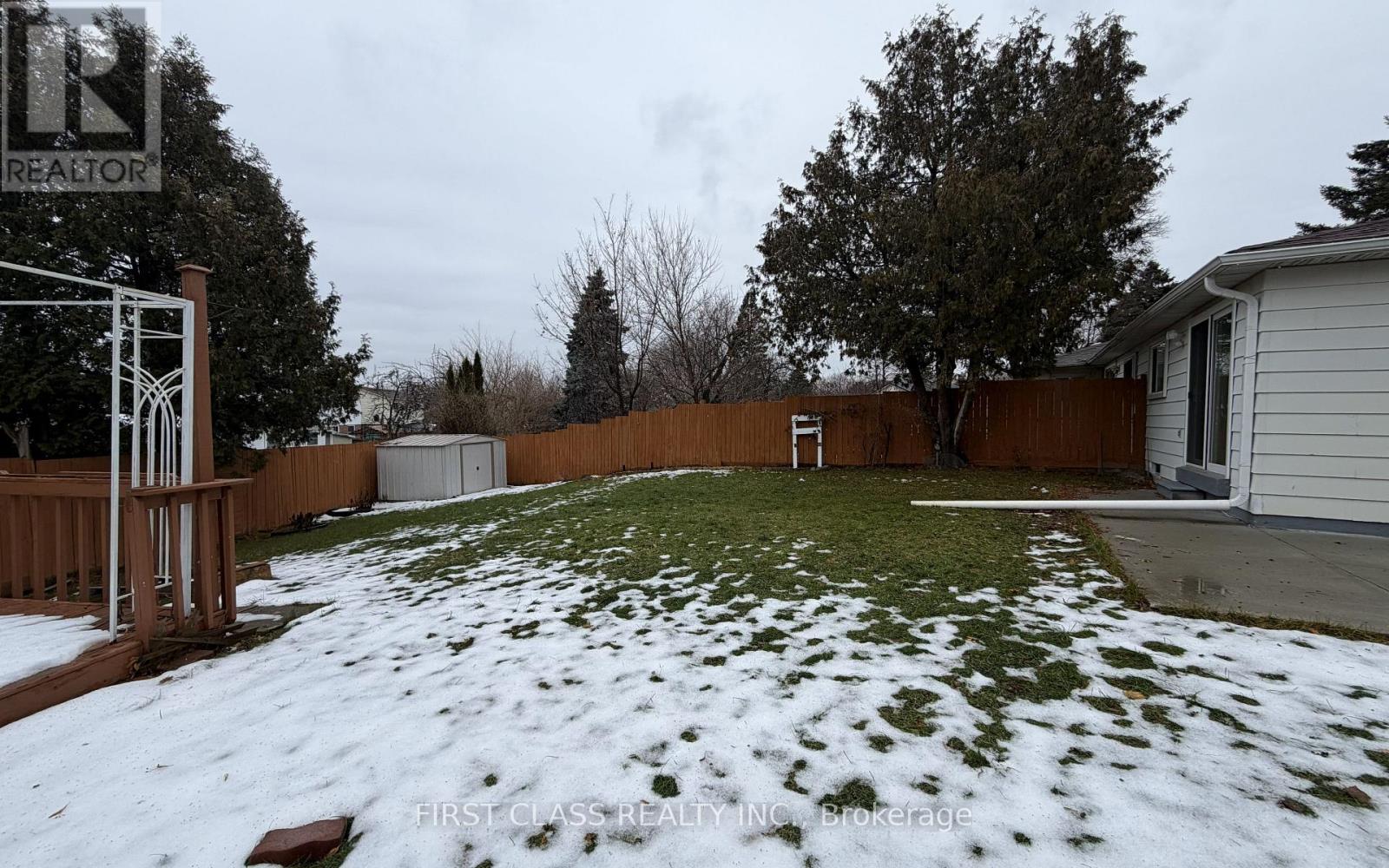 17 Brisbourne Grove, Toronto, Ontario  M1B 1P2 - Photo 26 - E12659902