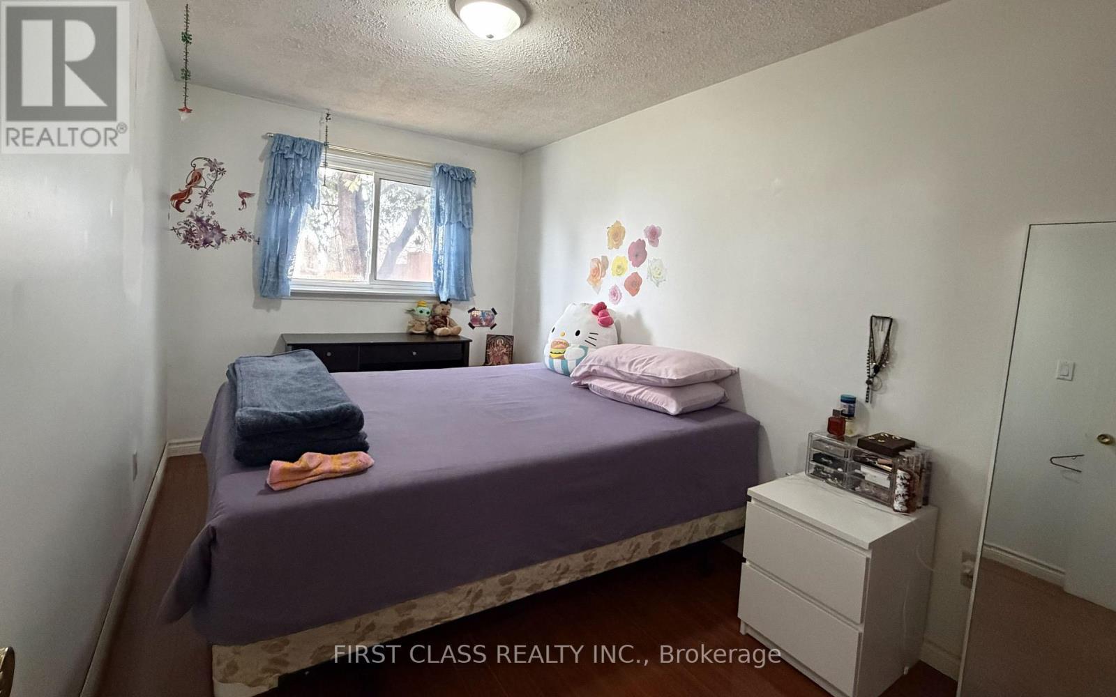 17 Brisbourne Grove, Toronto, Ontario  M1B 1P2 - Photo 6 - E12659902