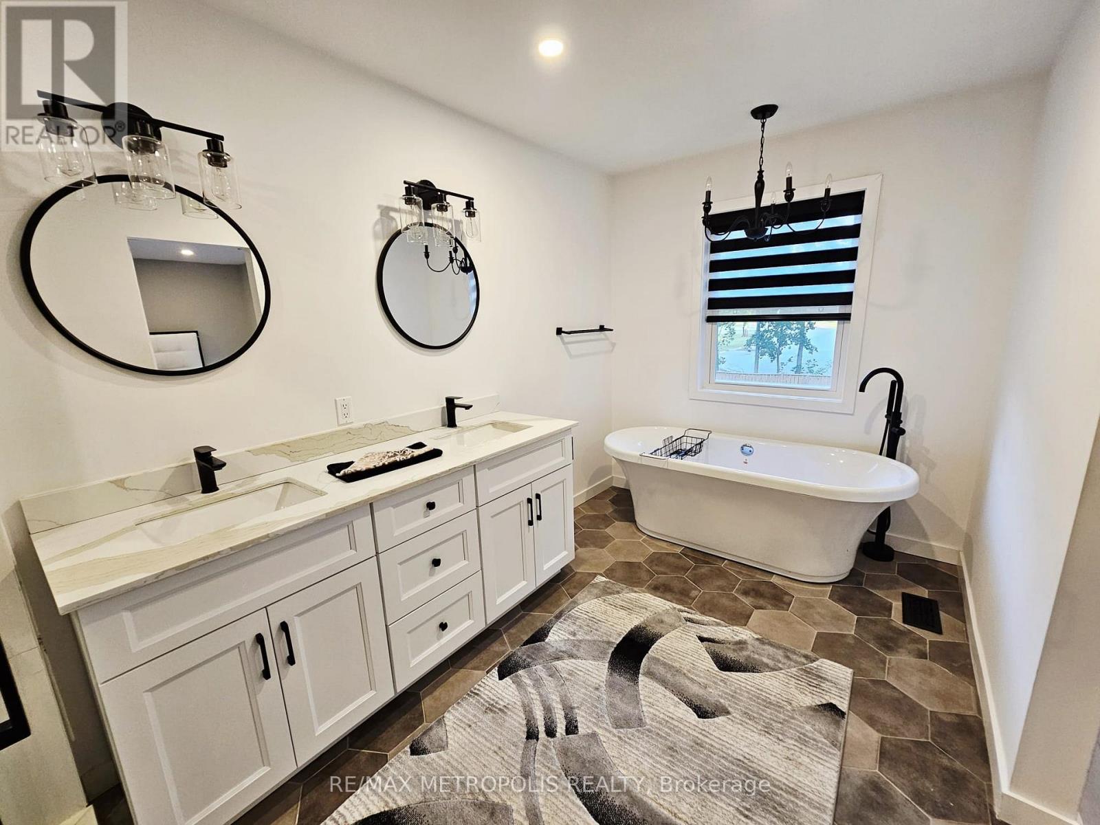 179 Church Street, Georgina, Ontario  L4P 1J4 - Photo 20 - N12659892